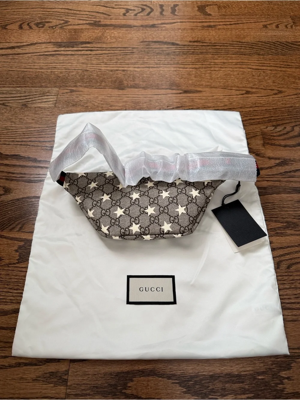 Gucci new authentic